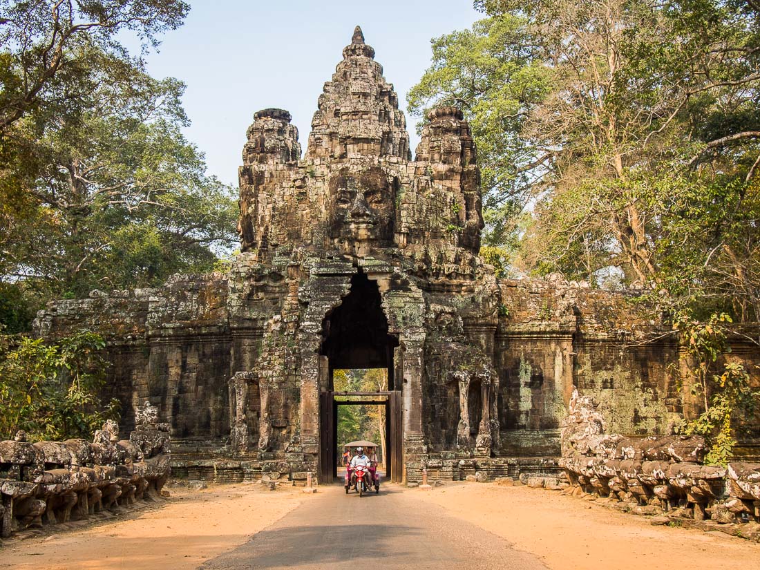 South Gate Angkor Thom - SIEM REAP BEST DRIVER